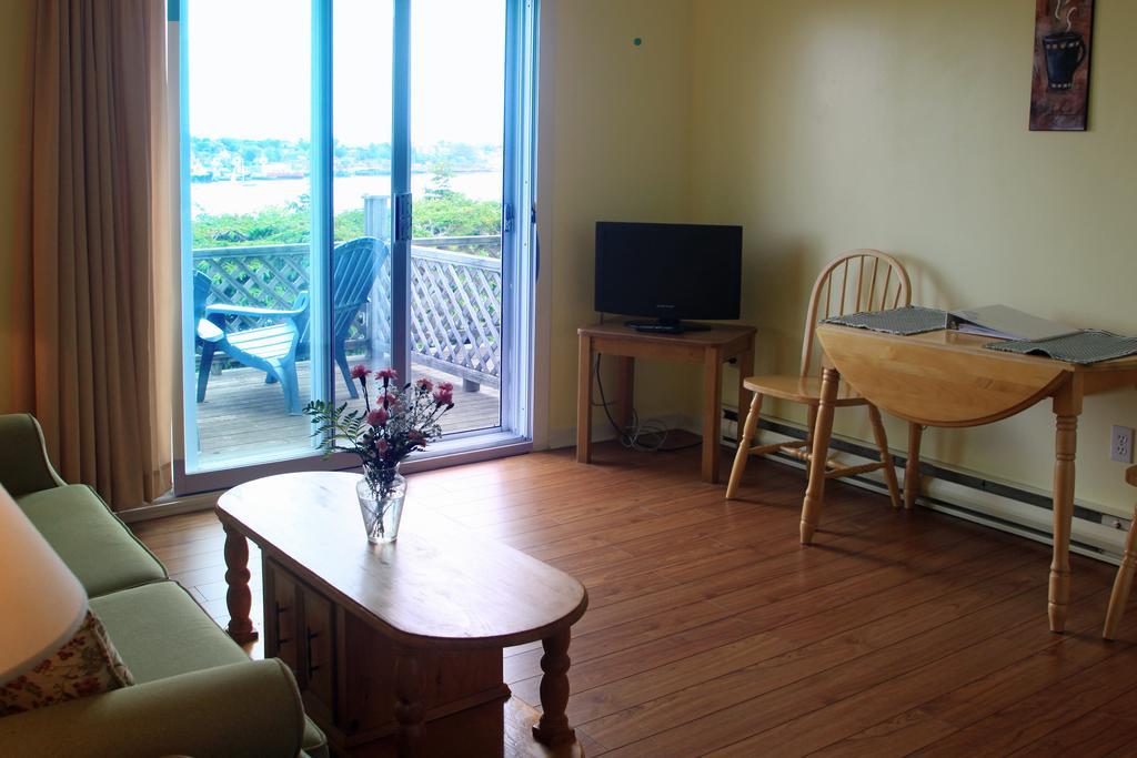 Topmast Motel Lunenburg Ruang foto